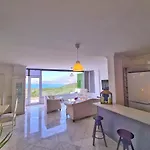 Capa Villa