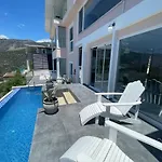 Villa Capa