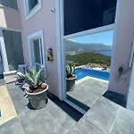 Capa Villa